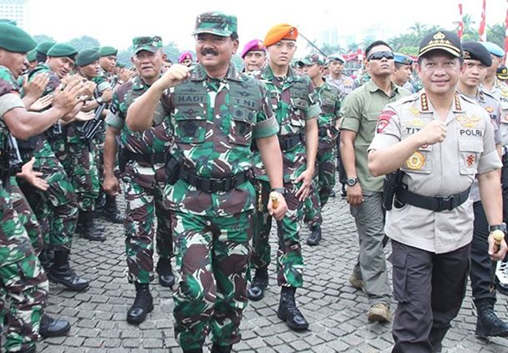  Apel Gabungan TNI – POLRI Berlangsung di Monas