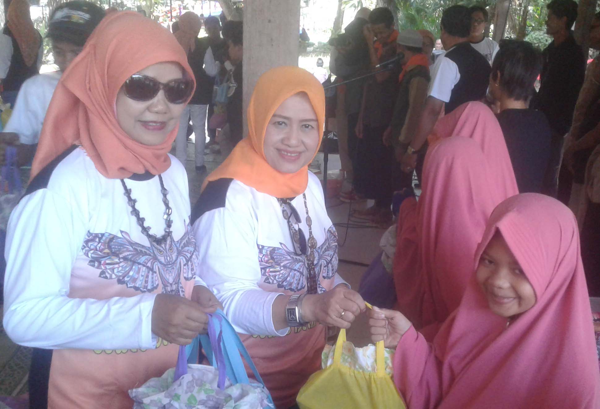  Alumni SMP 8 Yogyakarta Rayakan HUT RI Ke-74 Dengan Bakti Sosial