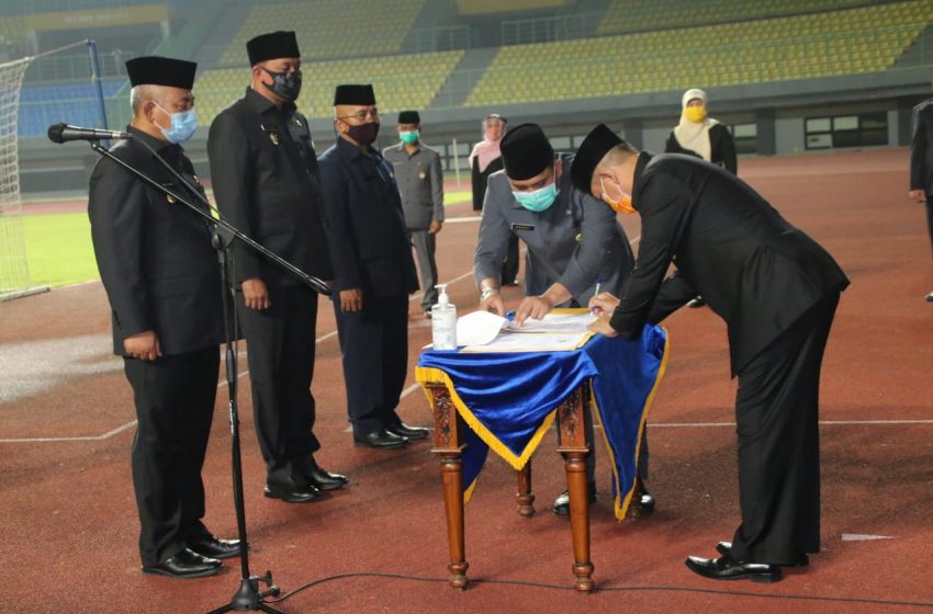  Wali Kota Lantik Lima Pejabat Eselon II Kota Bekasi