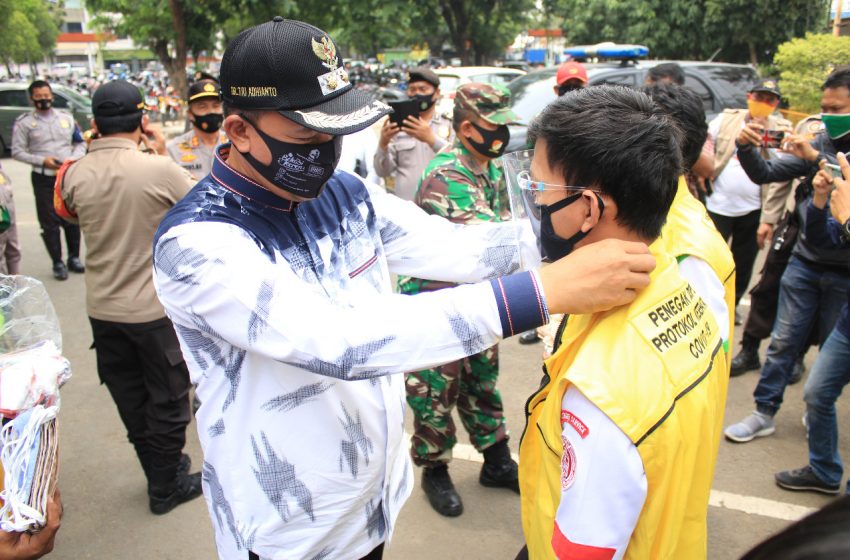  Wakil Wali Kota Bekasi dan Kapolres Rekrut Relawan Satgas Covid – 19