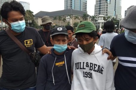 Polisi Amankan Puluhan Kelompok Anarko Diduga Memboncengin Aksi Demo Tolak Omnibus Law