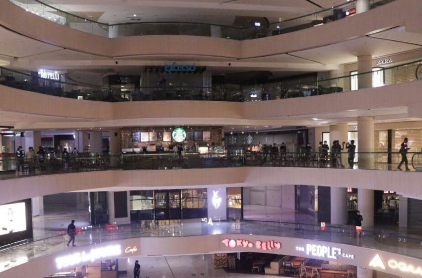 Hari Pertama Penerapan PPKM, Mall Tertib Tutup Pukul 20.00 Wib - MIMBAR