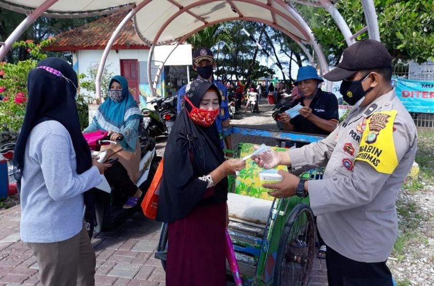  2.300 Masker Medis Gratis Dibagikan Tiga Pilar Kep Seribu Ke Warga Pulau Seribu