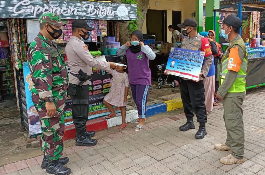  Himbau dan Bagikan 2.300 Masker Medis Polres Kep Seribu dan Jajaran Cegah Covid-19