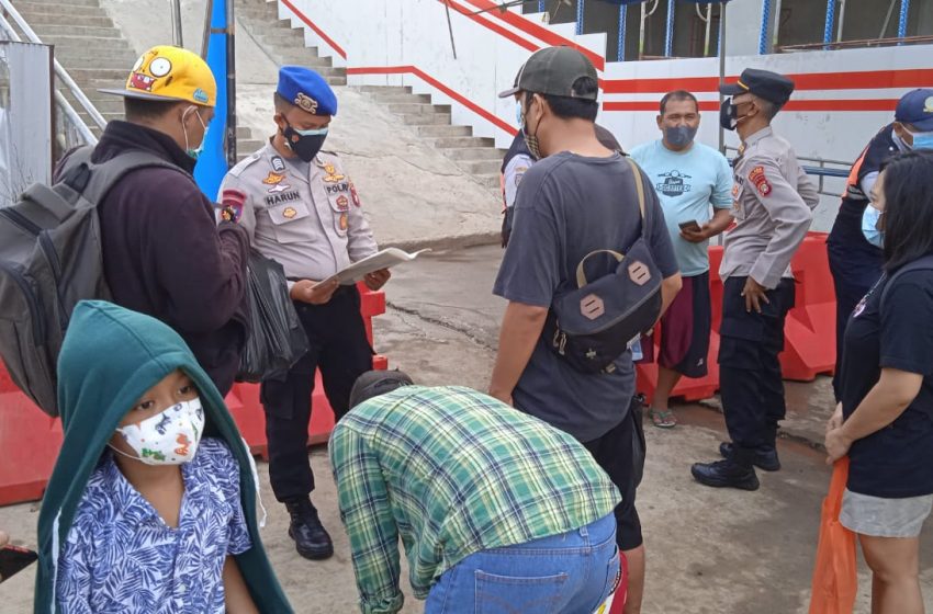  134 Warga Setelah di Cek Sertifikat Vaksin Berangkat ke Pulau Seribu