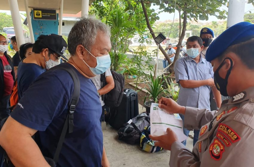  Polres Kep Seribu Ketatkan Pengawasan ProKes di Dermaga Keberangkatan Marina Ancol