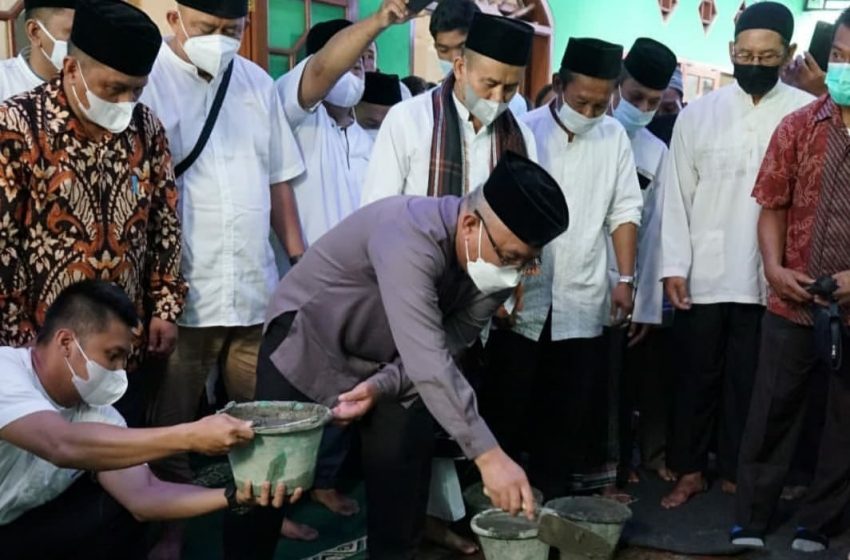  Peletakan Batu Pertama Pembangunan Masjid, Wali Kota : Masjid Sebagai Pusat Kegiatan Umat