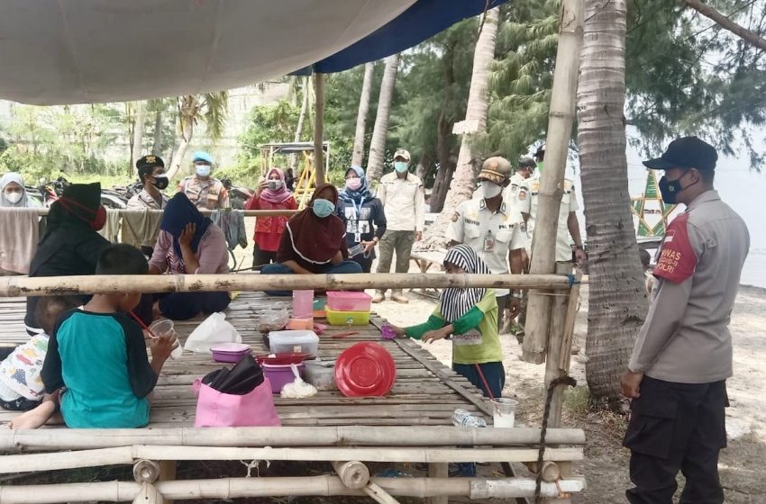  Disiplinkan Warga dan Wisatawan Terkait Masker, Polsek Kep Seribu Selatan Gelar Ops Yustisi Gabungan di Empat Pulau dan Jaring 11 Pelanggar