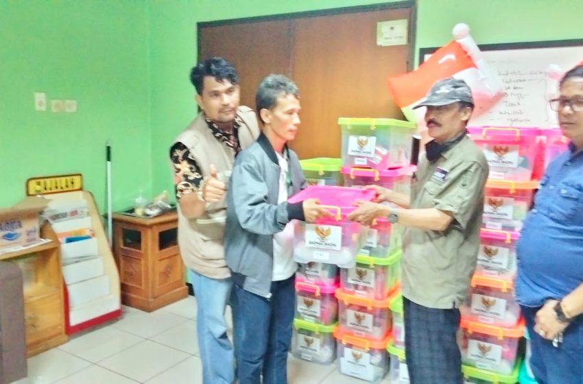  Wali Kota Jaksel Apresiasi Wartawan dengan Pemberian Paket Sembako Jelang Nataru