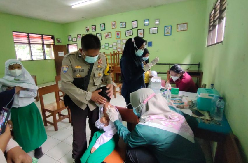  Polsek Cinere Siapkan 300 Dosis Vaksin Untuk Siswa Madrasah Ibtidaiyah Nurul Islam