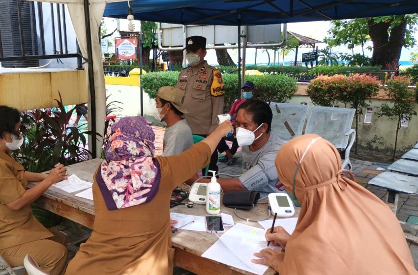  Edukasi Warga Pentingnya Vaksin Dosis 3, Polsek Kep Seribu Selatan Ajak Warga Suntik Vaksin di Puskesmas Pulau Untung Jawa