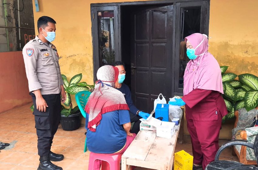  Maksimalkan Pelayanan, Polsek Kep Seribu Utara Gelar Vaksinasi Dosid 3 di Pulau Pulau Pemukiman