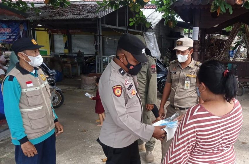  Warga di 8 Pulau Diimbau Taat ProKes dan Dibagikan 1.200 Masker Oleh Polres Kep Seribu