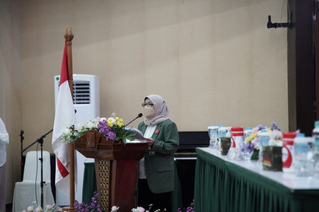 Rektor UPN Veteran Jakarta Dr. Erna Hernawati, Ak, CPMA, CA, CGOP