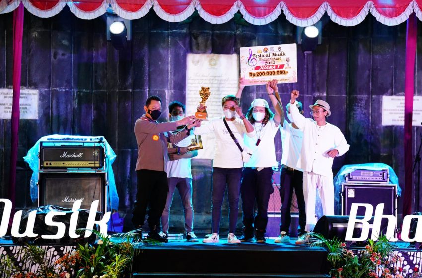  Polda Metro Jaya Raih Dua Gelar Juara di Festival Musik Bhayangkara 