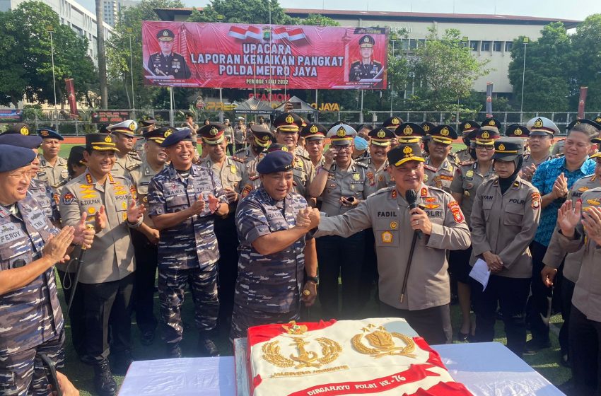  Surprise Pangkoarmada RI di Hari Bhayangkara Ke-76 untuk Polda Metro Jaya