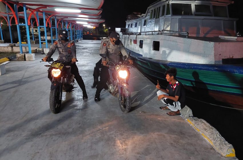  Cegah Guantibmas Polres Kep. Seribu dan Polsek Kepulauan Seribu Utara Lakukan Patroli Malam