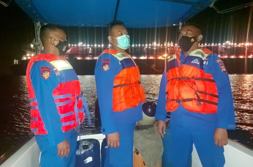  Patroli Malam Sat Polair Polres Kep. Seribu Sambangi Pulau Resort