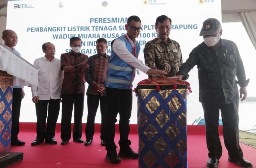  Komitmen PLN Transisi Energi Diwujudkan Dengan Diresmikannya PLTS Terapung di Nusa Dua Bali