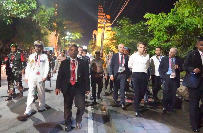  Kapolda Bali Terjun Langsung Kawal Pengamanan Presiden Prancis Jalan Kaki 2 Kilometer