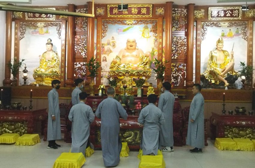  Kebenaran Mulai Terkuak, Umat Budha Sumringah Beribadah di Vihara Tien En Tang