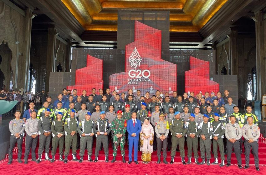  KTT G20 Berjalan Lancar, Polri Ucapkan Terima Kasih ke Masyarakat, Wisatawan hingga PecalangKTT G20 Berjalan Lancar, Polri Ucapkan Terima Kasih ke Masyarakat, Wisatawan hingga Pecalang