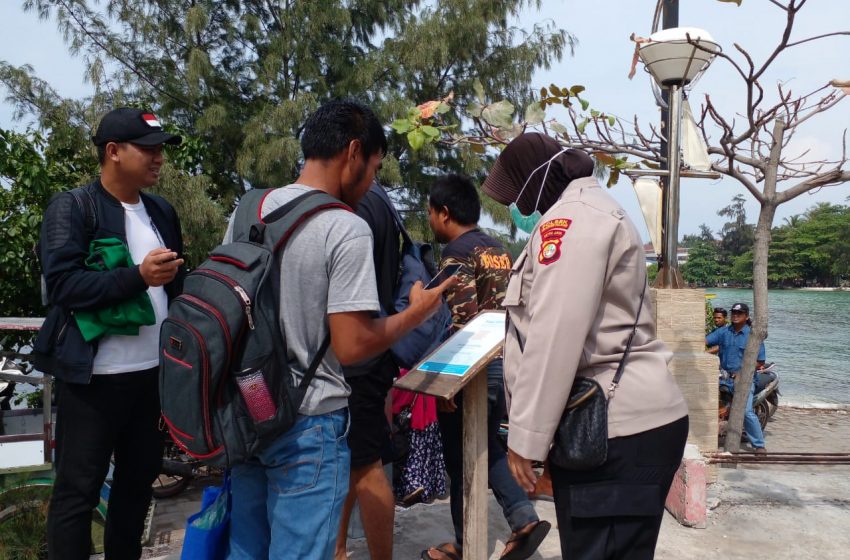  Polres Kepulauan Seribu Terapkan Prokes kepada 487 Penumpang di Dermaga Kedatangan Pulau Seribu
