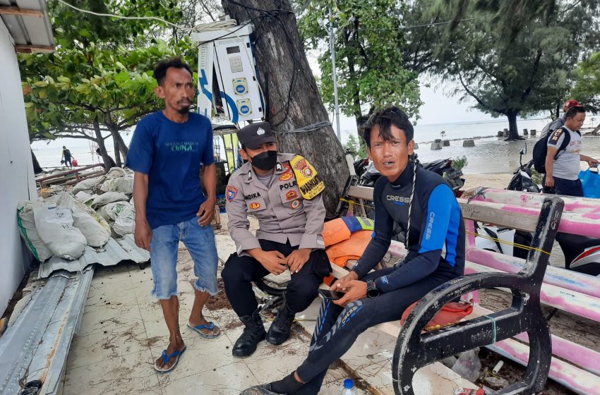  Cegah Kecelakaan Wisata di Pulau Tidung, Bhabin Polsek Patroli Dialogis dan Sambang
