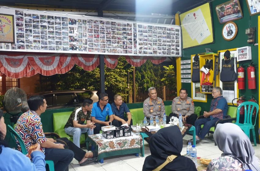  Jum’at Curhat, Direktur Binmas Polda Metro Jaya Kunjungi Pos Kamling Juara II HUT Polda Metro Jaya Ke-73