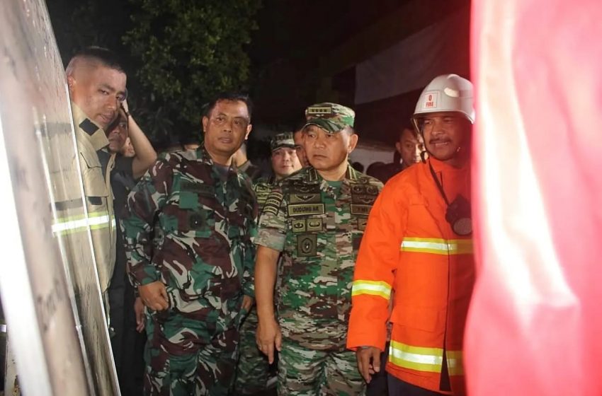  Pangdam Jaya Tinjau Lokasi Kebakaran Depo Pertamina Plumpang