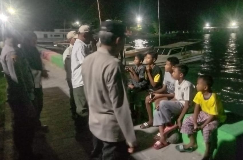  Patroli Ramadan Himbau Remaja Pulau Tidak Nongkrong Larut Malam