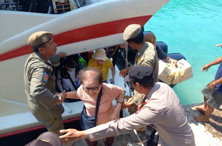  Petugas Pos Pengamanan Ketupat Jaya 2023 Humanis Melayani Wisatawan