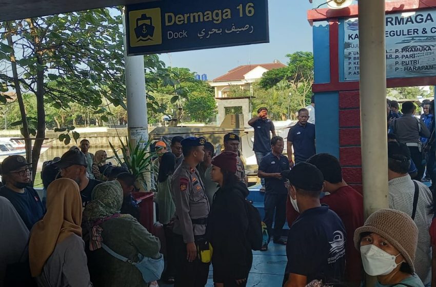  Polres Pengamanan Keberangkatan Wisatawan Ke Kepulauan Seribu