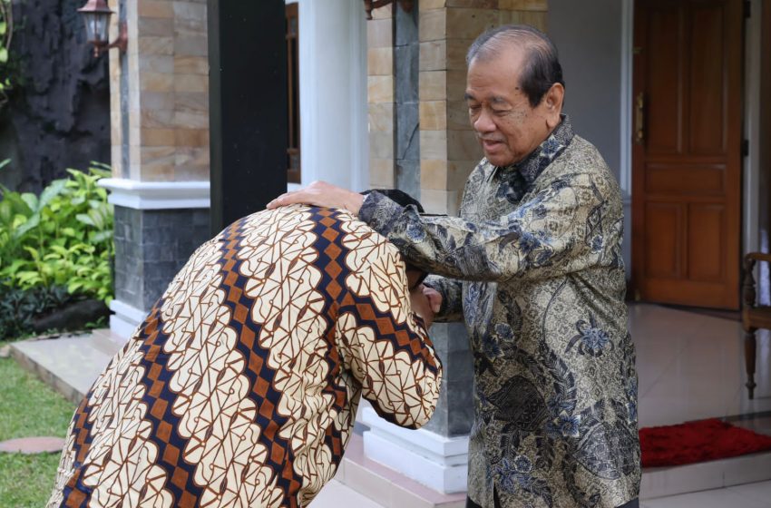  Silaturahmi Lebaran, Prabowo ke Laksamana TNI (Purn) Widodo A.S
