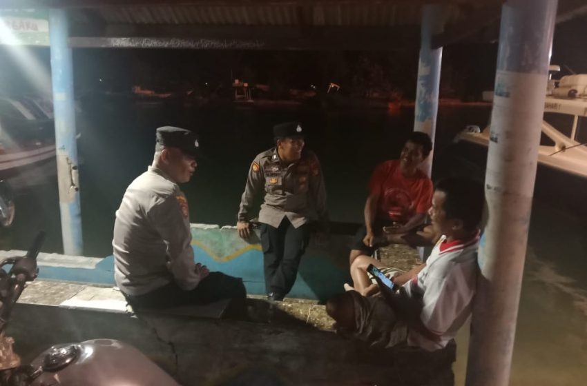  Polsek Kepulauan Seribu Utara Sambangi Warga Pulau Harapan dalam Patroli Dialogis