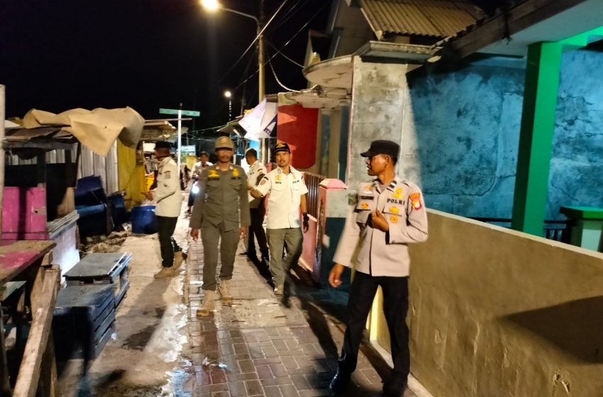  Polsek Kepulauan Seribu Utara Patroli Malam Pulau Panggang Antisipasi Gangguan Kamtibmas