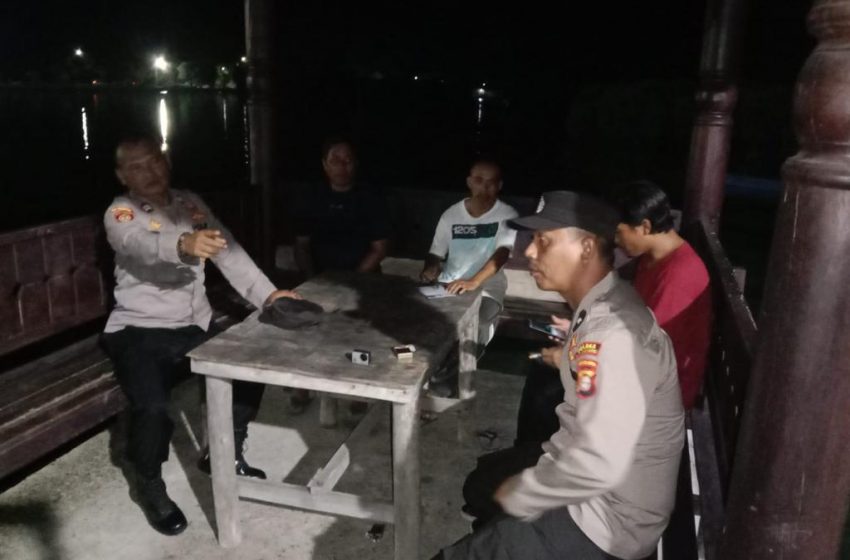  Polsek Kepulauan Seribu Utara Gelar Patroli Malam Rutin di Pulau Harapan, Pulau Kelapa, Pulau Panggang, dan Pulau Pramuka