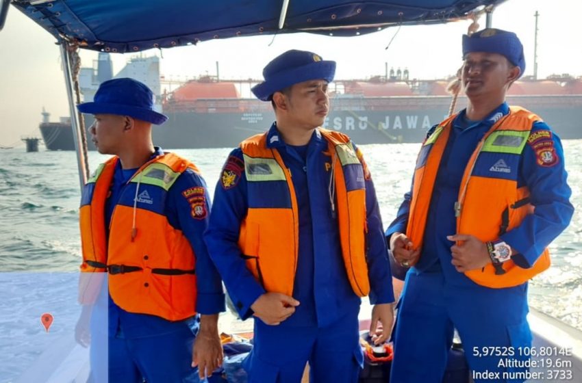  Team Patroli Satuan Polair Polres Kepulauan Seribu Sambangi Pulau Ayer 