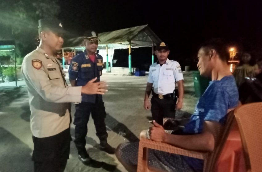  Patroli Malam Polsek Kepulauan Seribu Selatan Cegah Kenakalan Remaja Pastikan Keamanan Wilayah