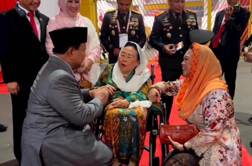  Prabowo Bertemu Istri dan Putri Gus Dur di HUT ke-77 Polri, Yenny Wahid Beri Semangat