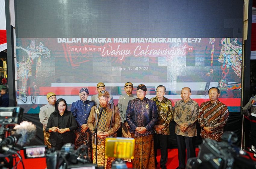  Gelar Wayang Kulit Lakon Wahyu Cakraningrat, Kapolri: Sinergisitas TNI, Polri, Rakyat Makin Kuat