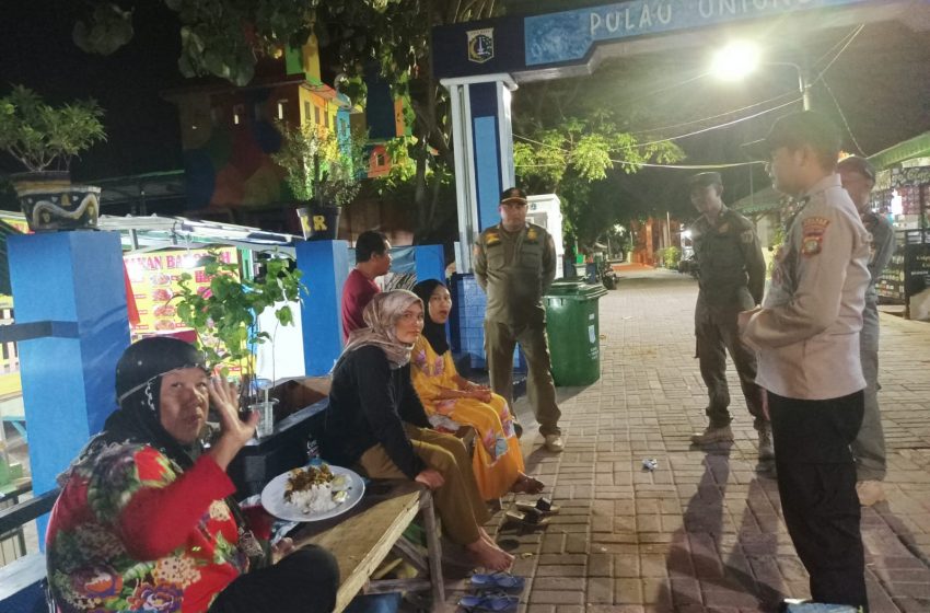  Polsek Kepulauan Seribu Selatan Gelar Patroli Malam untuk Meningkatkan Kesadaran Kamtibmas