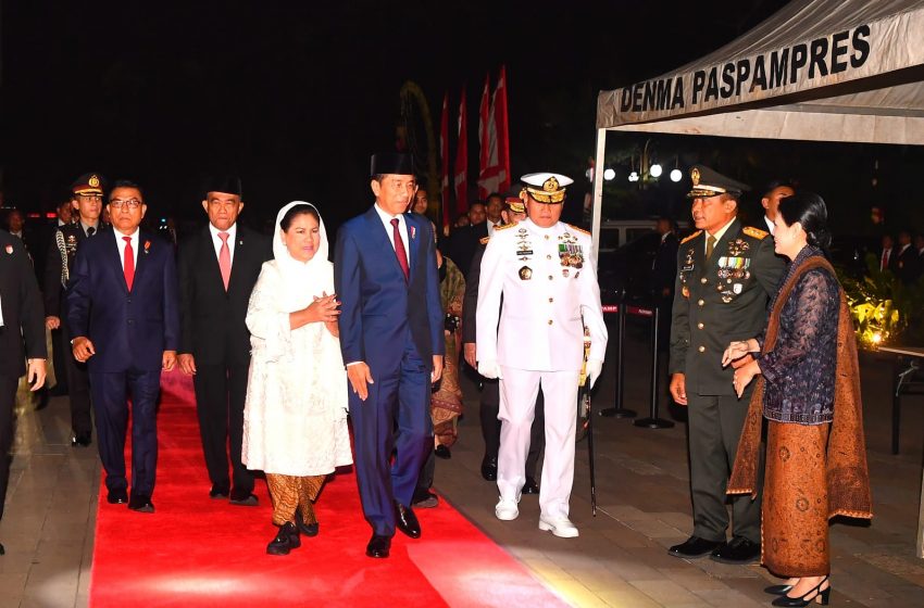  Pangdam Jaya Dampingi Presiden RI Pimpin Apel Kehormatan dan Renungan Suci