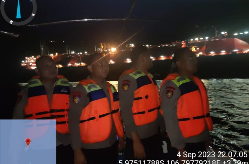  Team Patroli Satpolair Polres Kepulauan Seribu Jalani Patroli Malam di Pulau Ayer