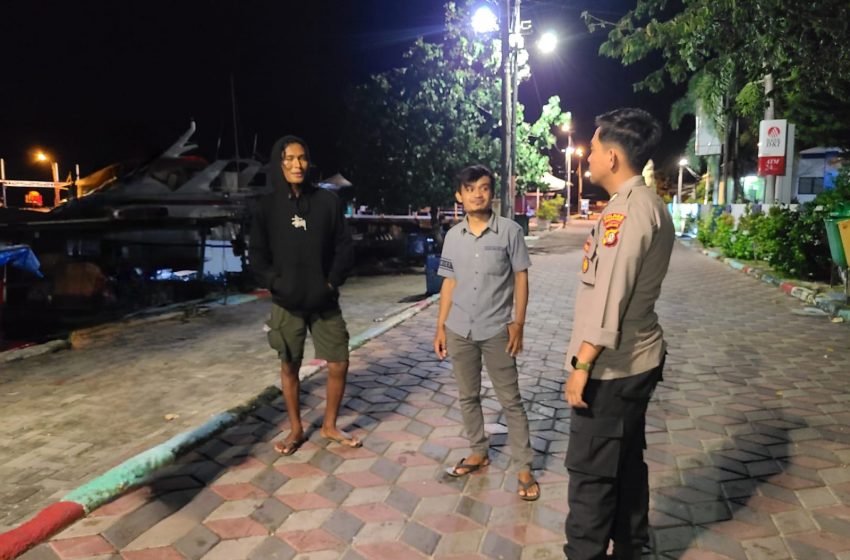  Patroli Malam Polsek Kepulauan Seribu Utara  Antisipasi Kenakalan Remaja
