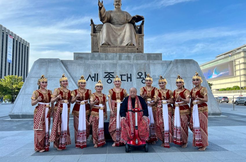  Pentas Seni Laskar Bedhayan Indonesia Pusaka dan Rekor MURI untuk Dubes RI di Seoul