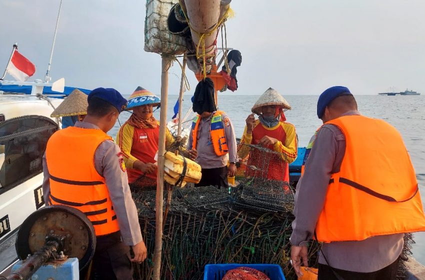  Satuan Polair Polres Kepulauan Seribu Intensifkan Patroli Laut di Perairan Pulau Ayer untuk Mencegah Kejahatan Laut