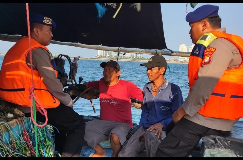  Team Patroli Satpolair Polres Kepulauan Seribu Giat Patroli Laut di Perairan Pulau Damarp