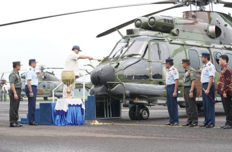 Serahkan 8 Heli Baru, Prabowo: Rakyat Indonesia Bangga dengan TNI AU