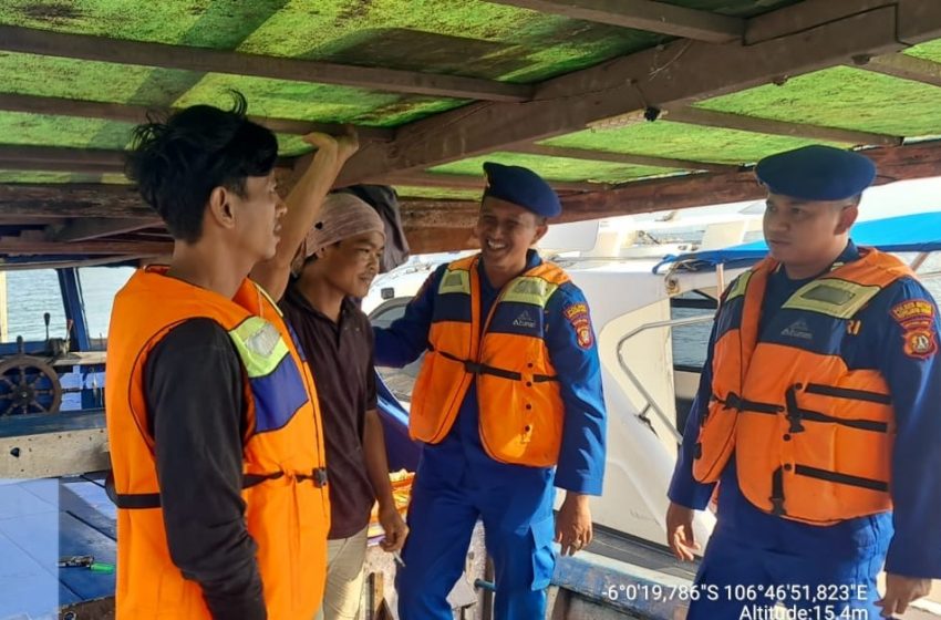  Satuan Polair Polres Kepulauan Seribu Gelar Patroli Laut Dialogis